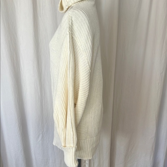 Free People oversized Cream Ribbed Knit Turtleneck Sweater S chunky knit - Picture 3 of 12